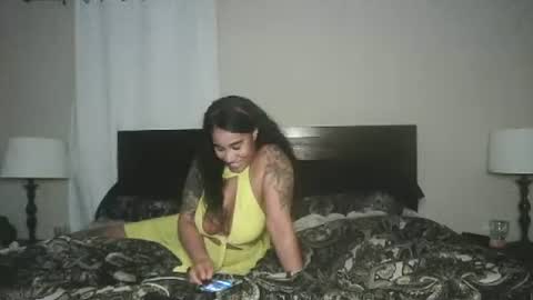 Snapshot of carmen_savage chatting on 06/20/26, 06:05 Carmen Savage online show from 06/20/26, 06:05