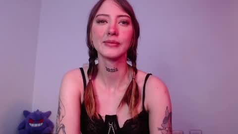 carmennrusso online show from 04/02/26, 03:37