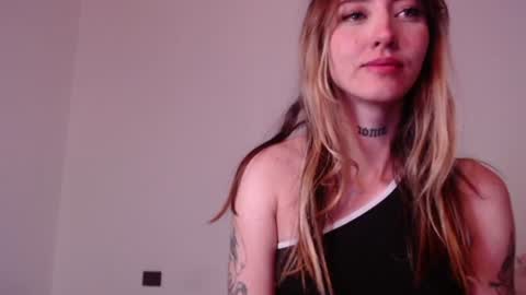 carmennrusso online show from 07/30/26, 04:50