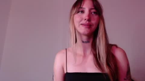carmennrusso online show from 08/01/26, 06:40