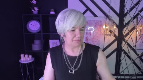 Carmen online show from 01/19/25, 04:33