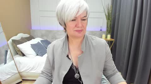 Carmen online show from 01/25/25, 01:10