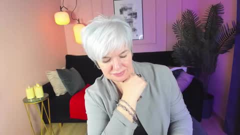 Carmen online show from 02/15/25, 12:48