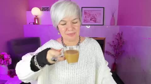 Carmen online show from 03/04/25, 09:22