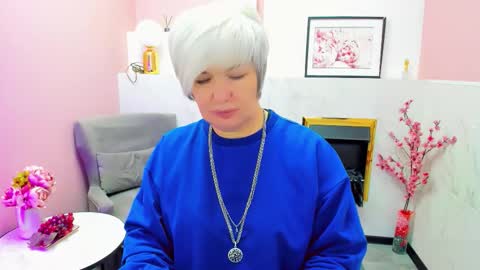 Carmen online show from 11/23/25, 08:41