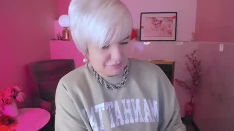 Carmen online show from 02/20/26, 08:42