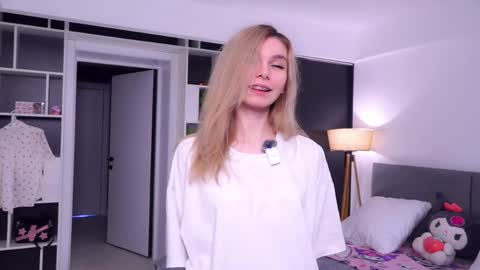 Alice online show from 04/22/26, 06:16