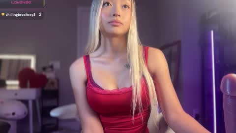 carmenxrose online show from 10/25/25, 11:43