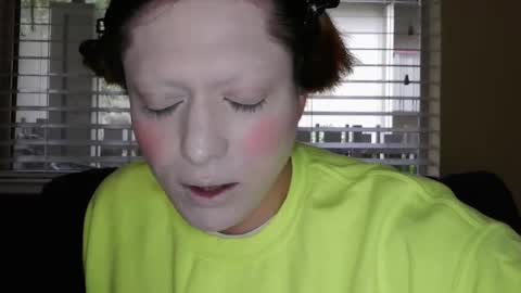 Brooke online show from 05/06/26, 01:47