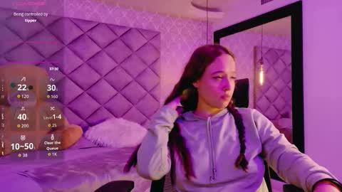 caro_adams1 online show from 02/20/26, 10:49