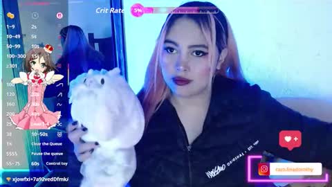 Snapshot of caro_linadorothy chatting on 09/25/25, 12:03 carolina dorothy online show from 09/25/25, 12:03