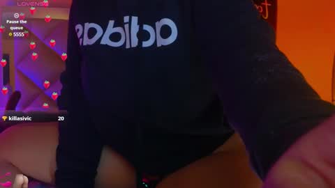 Carolina   online show from 02/19/25, 11:49