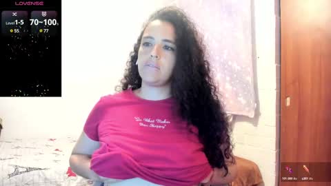 Snapshot of carol_diazz chatting on 02/12/25, 08:40 carol I broadcast from 3-9 pm Chicago USA online show from 02/12/25, 08:40