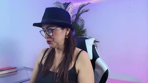 Snapshot of carol_miss2 chatting on 10/03/25, 10:23 CAROL online show from 10/03/25, 10:23