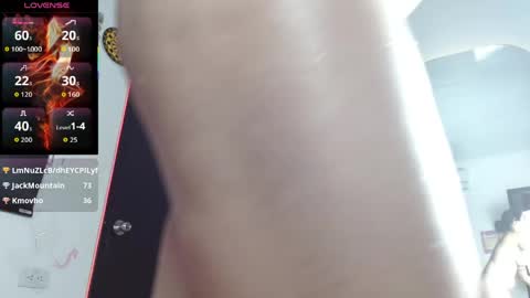 Caroline online show from 05/06/26, 03:50