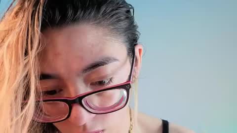 Char online show from 03/24/26, 01:43