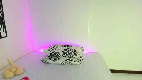 carolina baire online show from 03/12/26, 12:11