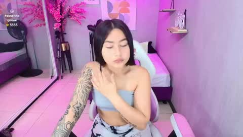 CAROLINA.  online show from 05/06/26, 12:43