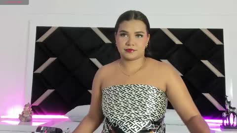 Snapshot of carolina_evannss chatting on 05/04/26, 03:46 carolina_evannss online show from 05/04/26, 03:46