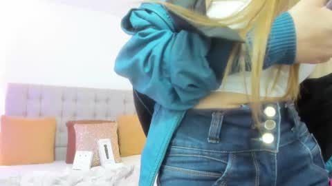 Carolina online show from 10/02/25, 12:23