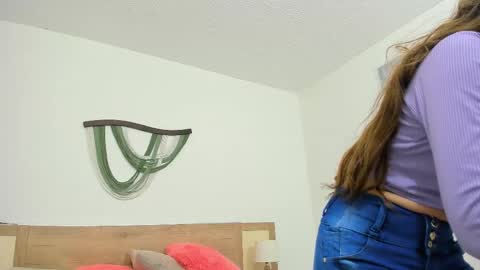 Carolina online show from 11/06/25, 12:28