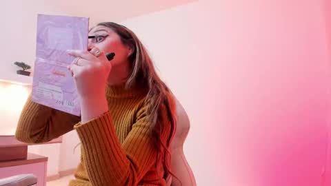 Carolina online show from 11/19/25, 01:11