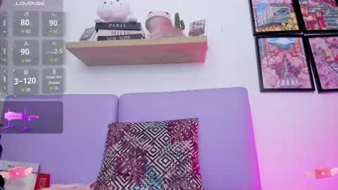 Snapshot of carolina_latinlady chatting on 09/09/25, 01:05 Carolina online show from 09/09/25, 01:05