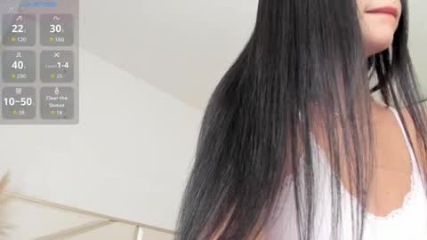 carolina_t online show from 05/19/26, 01:44