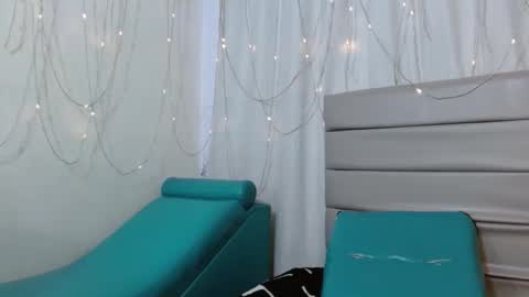 Carolina Bernal online show from 05/22/26, 04:30