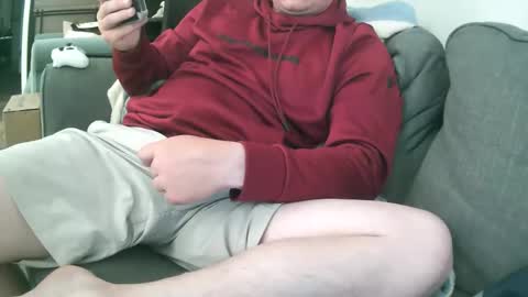 carolinaboy01 online show from 04/16/26, 04:19