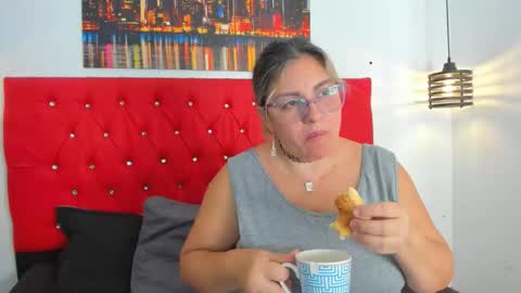 Carolina online show from 02/15/26, 04:47