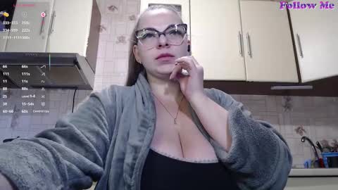 Snapshot of carolinadiamond chatting on 10/04/25, 12:47 carolinadiamond online show from 10/04/25, 12:47