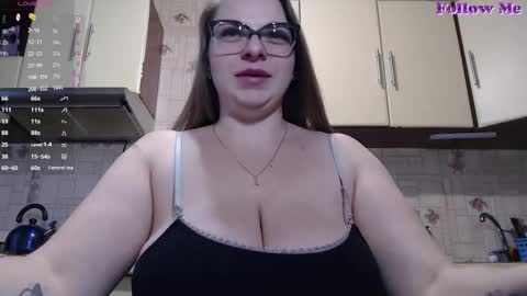 Snapshot of carolinadiamond chatting on 11/16/25, 11:38 carolinadiamond online show from 11/16/25, 11:38