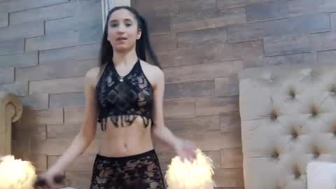 Snapshot of carolinahart chatting on 11/29/25, 05:49 carolinahart online show from 11/29/25, 05:49