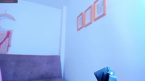 Snapshot of carolinalovehot chatting on 01/13/25, 07:21 Carolina online show from 01/13/25, 07:21