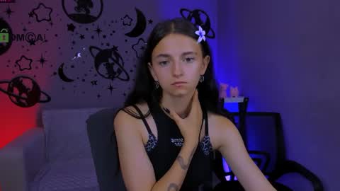 Caroline online show from 07/06/26, 10:01