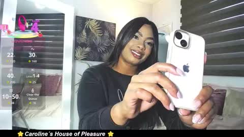 C A R O L I N E online show from 11/09/25, 12:03