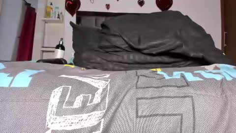 Snapshot of caroline_m8 chatting on 02/19/25, 05:38 CAROLINE online show from 02/19/25, 05:38