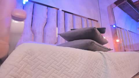 Carolina online show from 01/17/26, 03:11