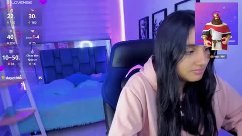 caroline_rodriguez_9 online show from 10/01/25, 04:07