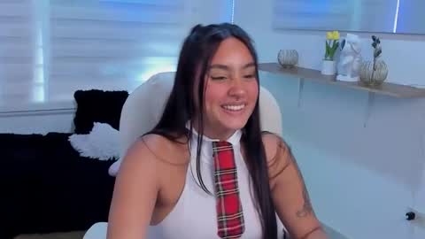 caroline_rodriguez_9 online show from 03/02/26, 07:32