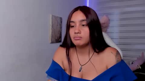 Snapshot of caroline_rodriguez_9 chatting on 06/04/26, 07:20 caroline_rodriguez_9 online show from 06/04/26, 07:20