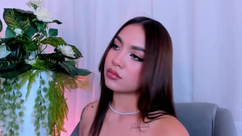 CarolineeGarcia online show from 02/05/25, 02:05