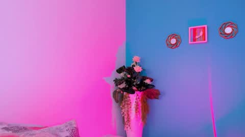 CarolineeGarcia online show from 02/25/25, 01:50