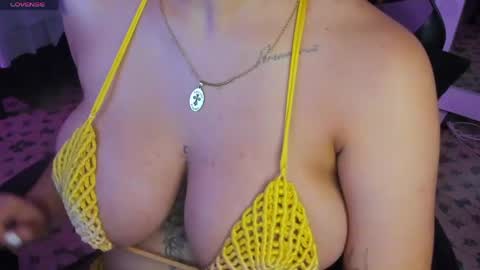 CarolineeGarcia online show from 04/15/26, 10:44