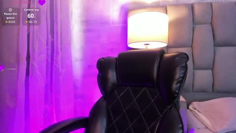 Caroline online show from 05/11/26, 02:45