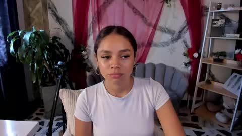 Caroline online show from 05/31/26, 03:19