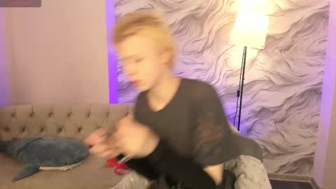 Snapshot of carolinerichter chatting on 10/12/25, 03:05 CarolineRichter online show from 10/12/25, 03:05