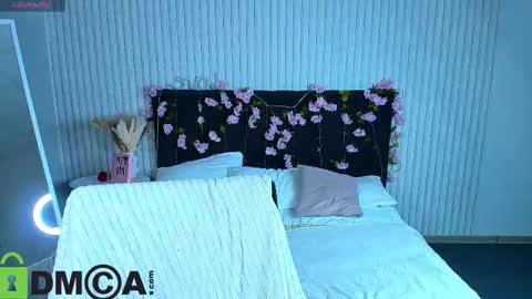 CarolineRichter online show from 03/25/26, 03:01