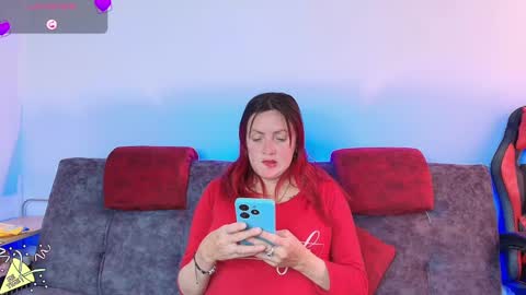 Carolinhe  online show from 09/11/25, 09:37